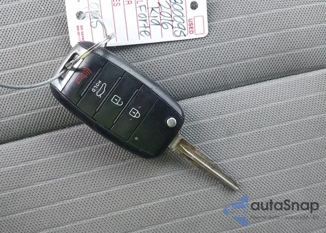 2016 Kia Forte Lx z USA, uszkodzony, nr VIN KNAFX4A66G5477915